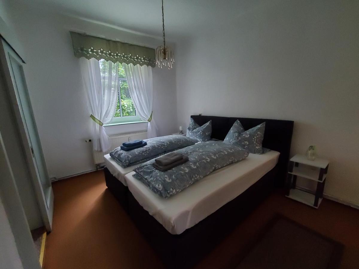 Ferienwohnung Am Rosengarten Löbau Exteriör bild